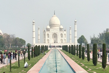 Taj Mahal and Agra fort Tour